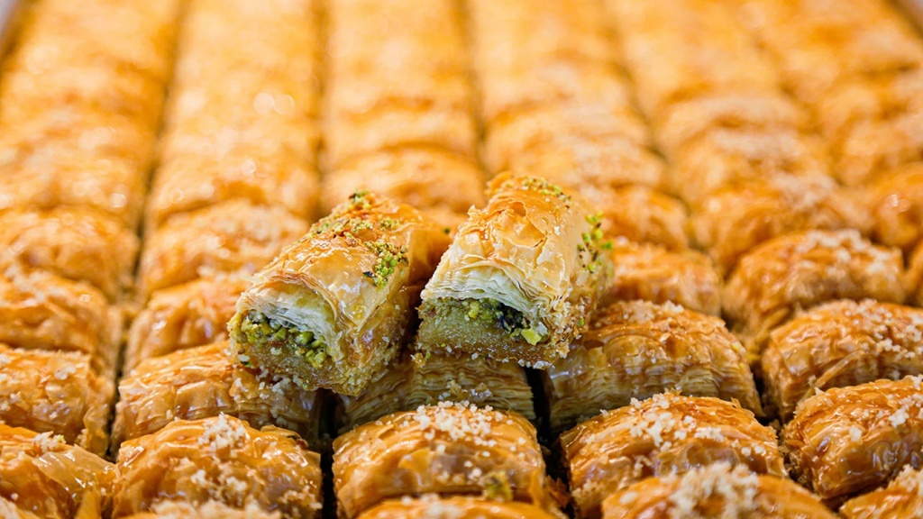 باقلوا شیر و عسل