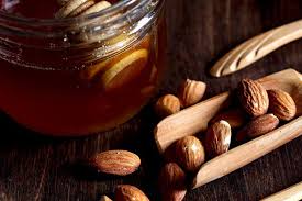 عسل بادام کوهی درجه یک حاراشاپ