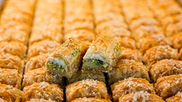 باقلوا شیر و عسل