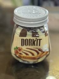 شکلات صبحانه کرم کاکائو شیری فندقی درکیت (350گرم)